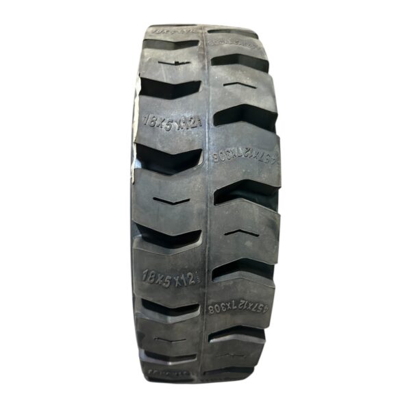 LLANTA SÓLIDA 21X7X15 TRACCIÓN NEGRA WIDETRACK