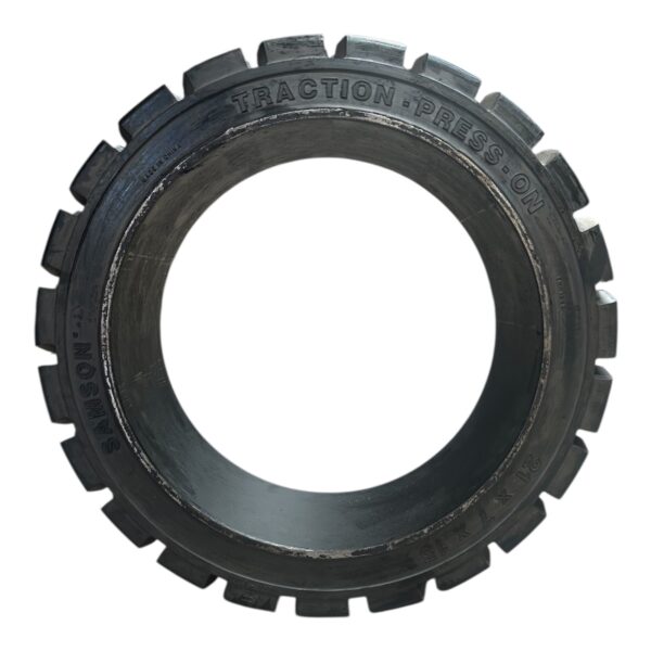 LLANTA SÓLIDA 21X7X15 TRACCIÓN NEGRA ADVANCE/SAMSON