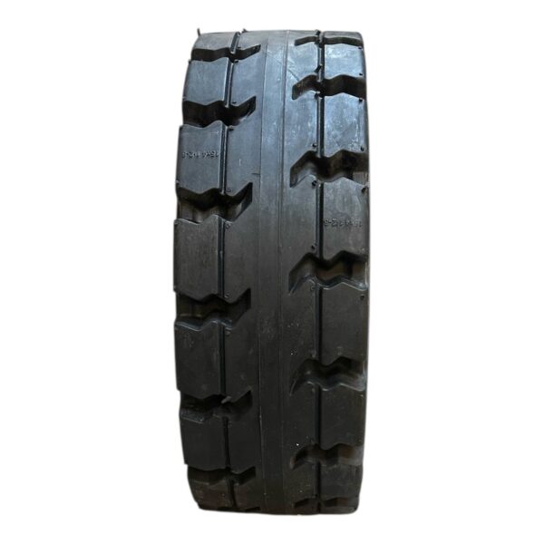 LLANTA SOLIDA 15X4 1/2-8 TP312 NEGRA TOPOWER